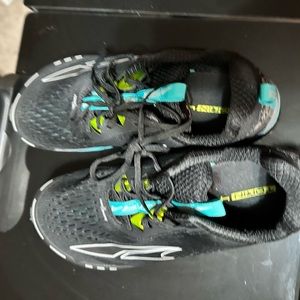 Alta Torin 4 women’s size 10 excellent